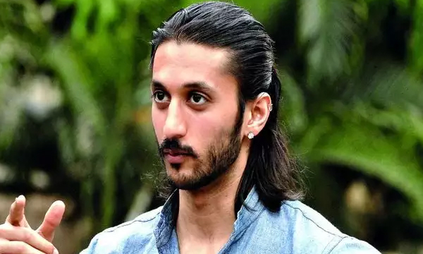 kannada actor chethan